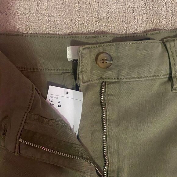 NWT Olive Green Chinos Khaki Straight Leg Pants Women's Size US 8 - Picture 11 of 14